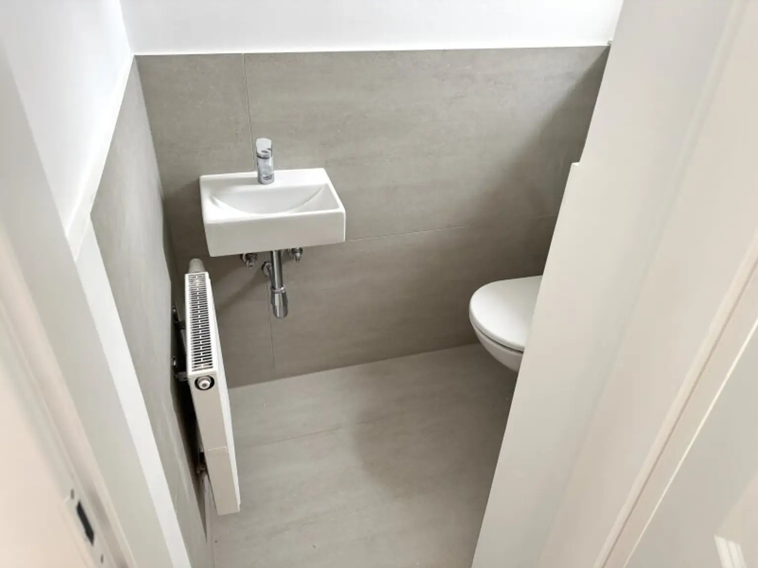 Citynah & modern: sanierte & helle 2-Zimmer-Wohnung in Bestlage zur Mariahilfer Straße