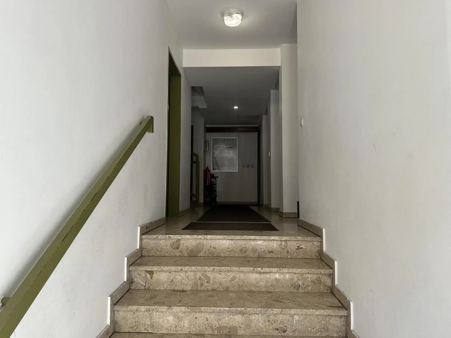 IMG_7962_Stiegenhaus2