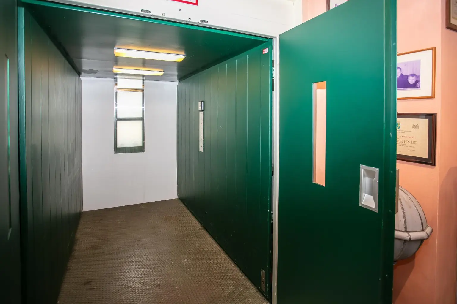 Lastenaufzug Ansicht 2