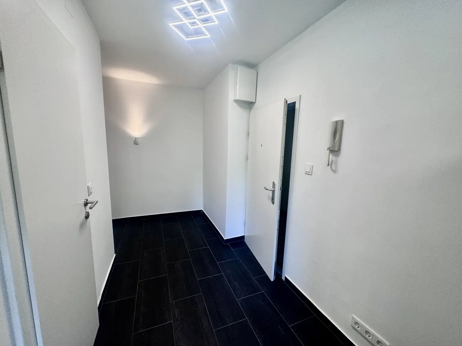 3-Zimmer Neubauwohnung mit Balkon in Ruhelage – nur 2 Minuten zur U3