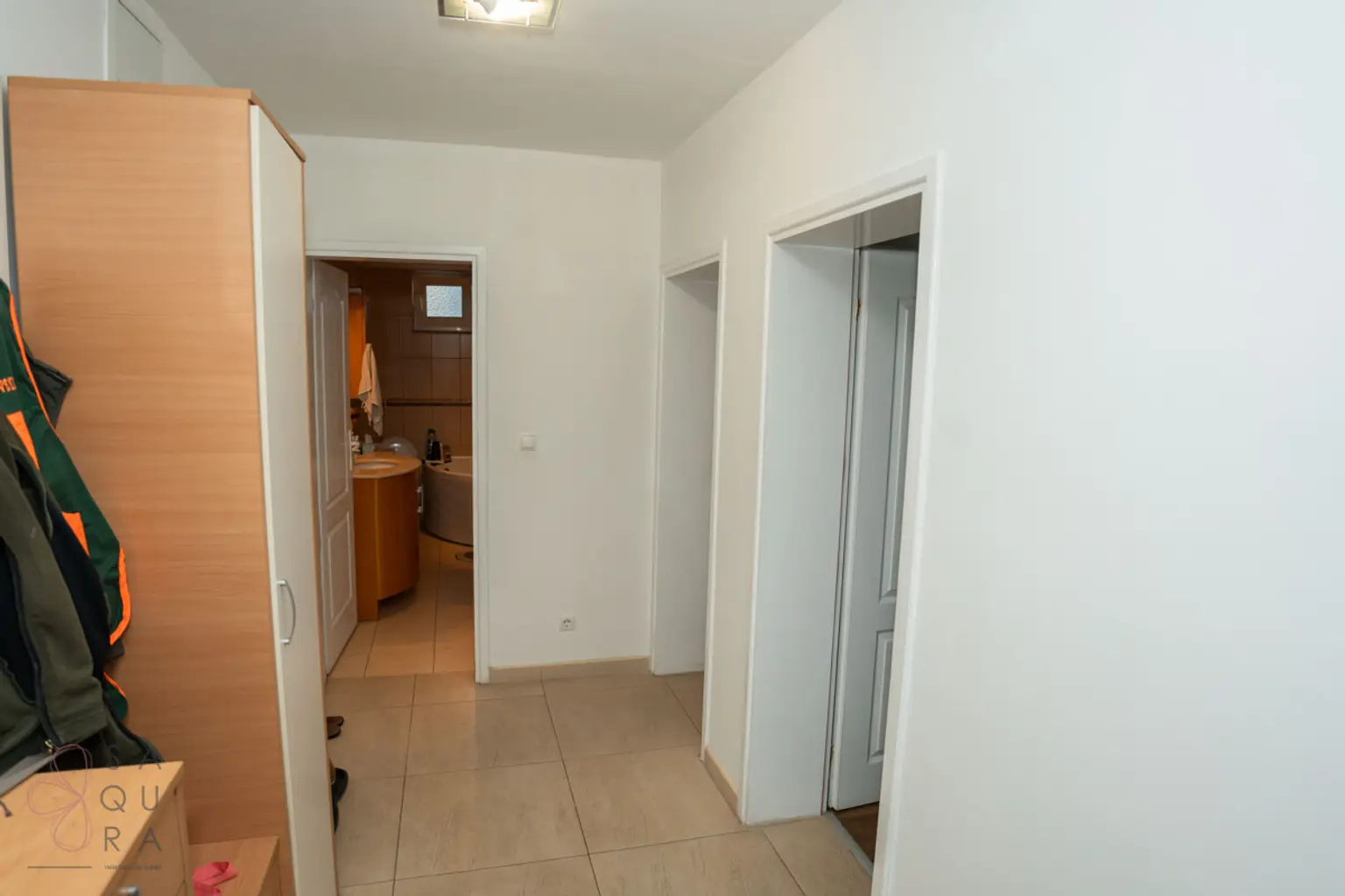 Elegantes Familienhaus nahe Belgrad – Ruhe, Komfort & Investition