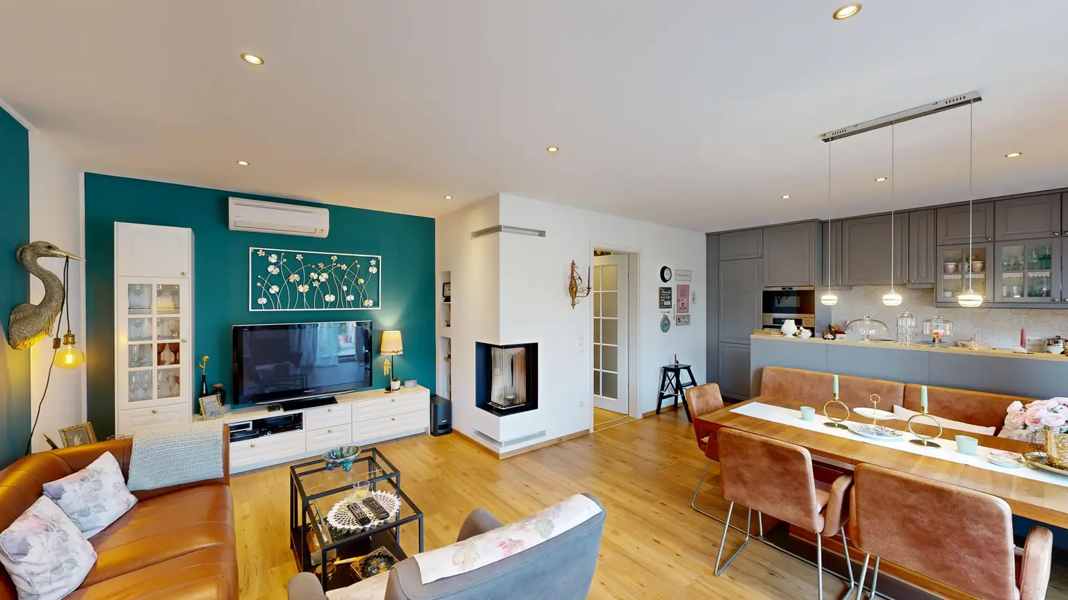 Moderne Doppelhaushaelfte mit Garten in Gerasdorf - Erstbezug 2016