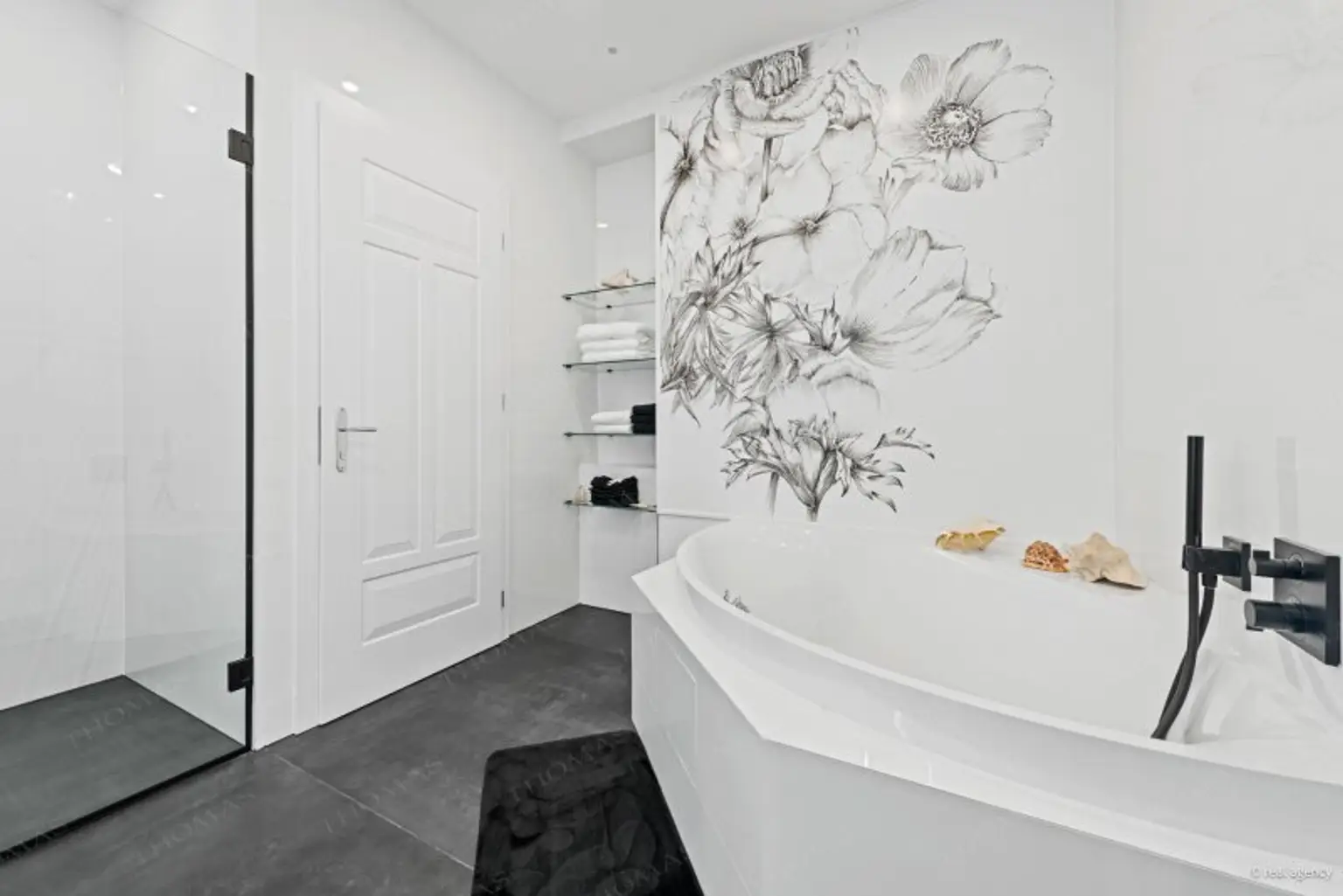 Luxuriöse, komplett möblierte Designerwohnung mit Balkon in Bestlage Döbling – barrierefrei & bezugsfertig