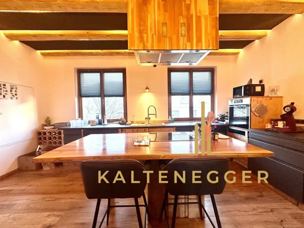 Traumhaftes Mehrfamilienhaus in Edlitz: 5 Zimmer und Pool