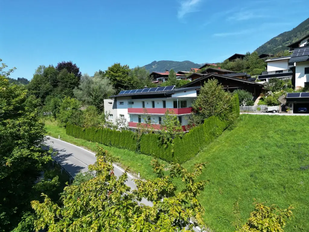 „Drei-Klang“ – Exklusives Wohnen mit 3 Wohneinheiten in Hanglage von St. Veit!
