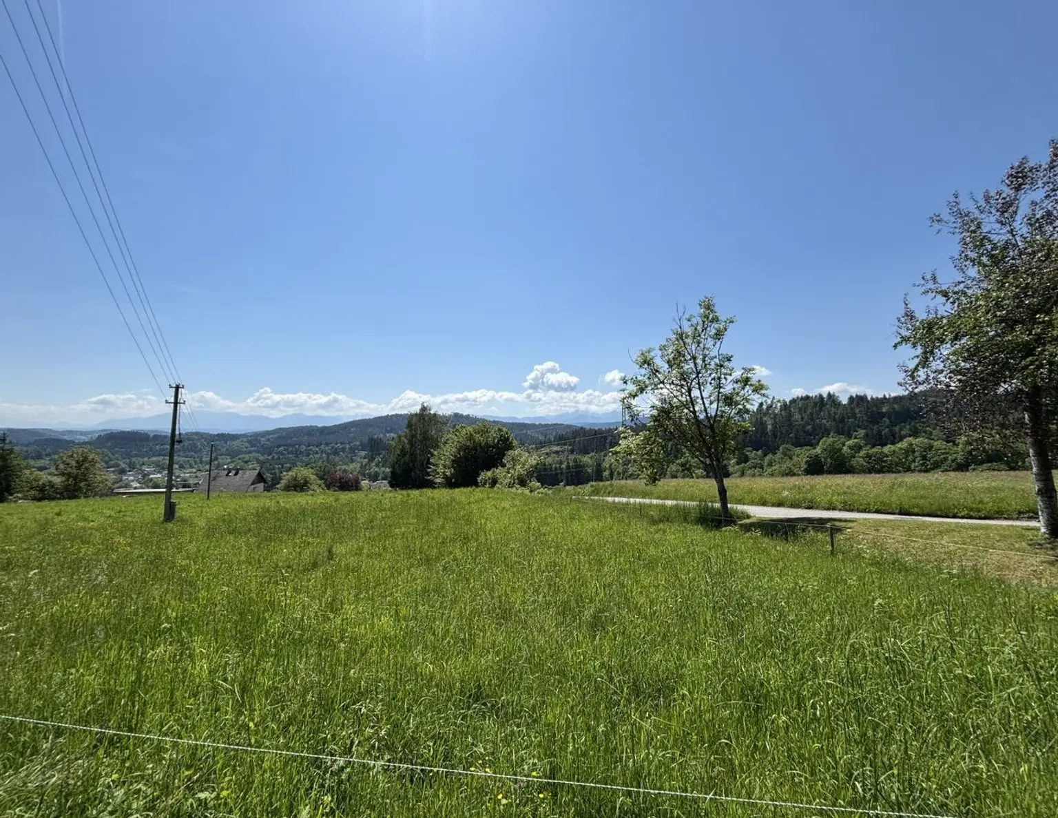 Traumhaftes Grundstück mit Blick in die Karawanken