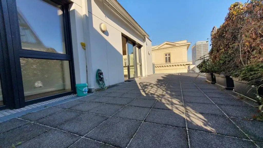 Beeindruckende Neubau Dachterrassenwohnung in Toplage mit Garage!