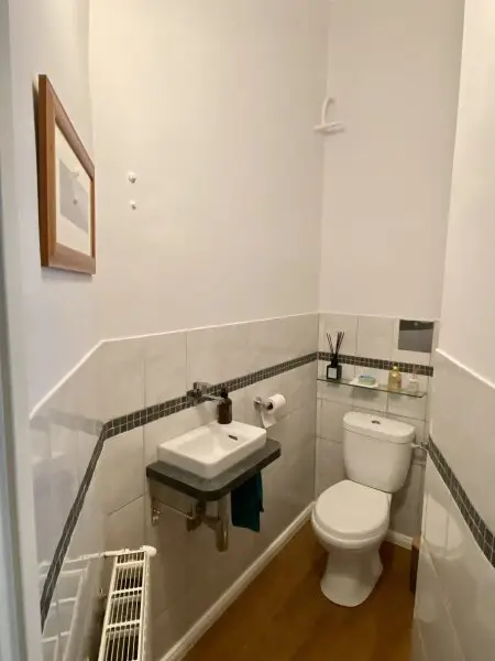 "Office"- Provisionsfreier Raum zum Starten oder zum flexiblen Einsatz in schöner Lage! All-In!