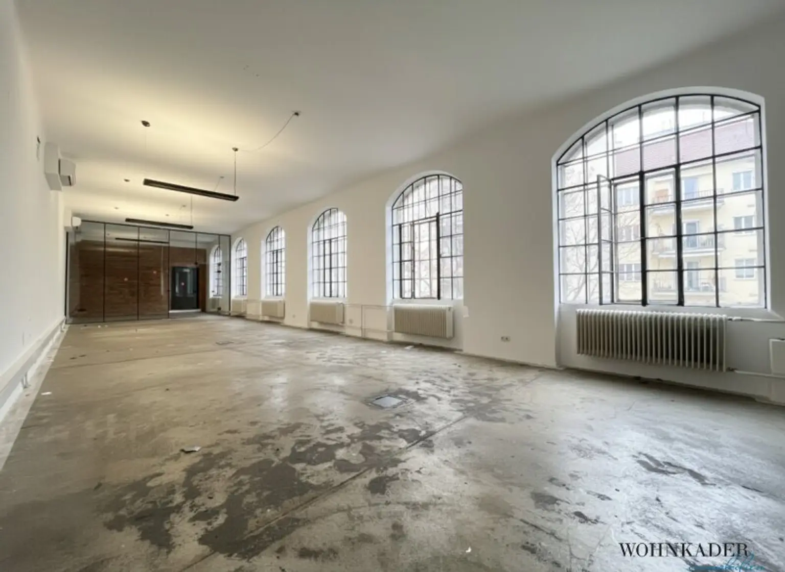 Modernes Loft-Büro in historischer Seidenfabrik – einzigartiger Backsteincharme & hochwertige Ausstattung