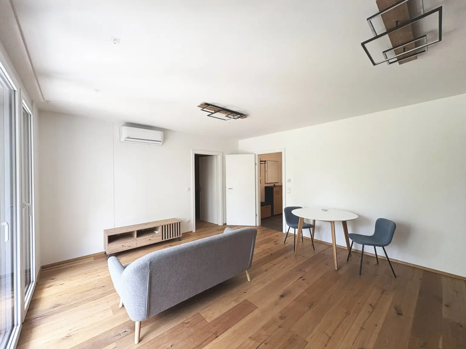 Wohnzimmer II