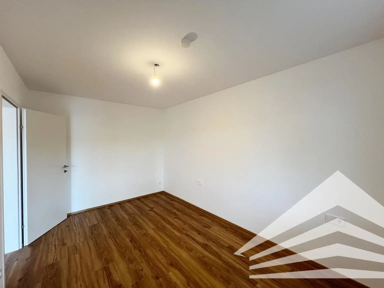 Perfekt aufgeteilte 2-Zimmer Wohnung mit großem Balkon in Puchenau!