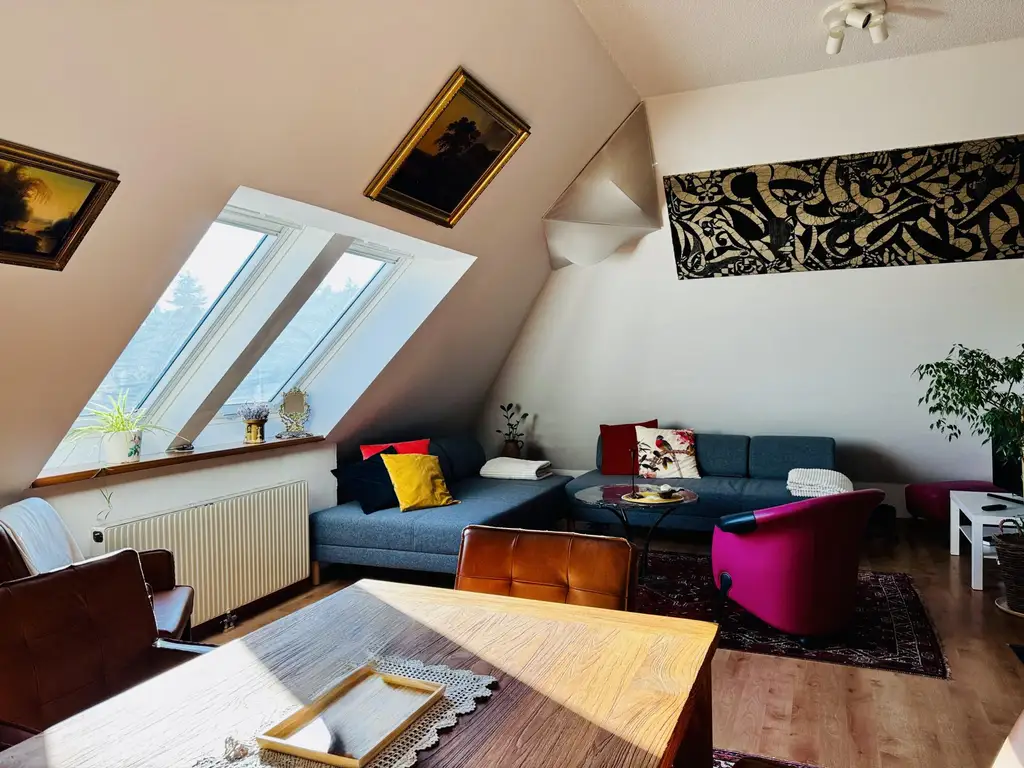 Dachgeschoßwohnung mit Ausblick!