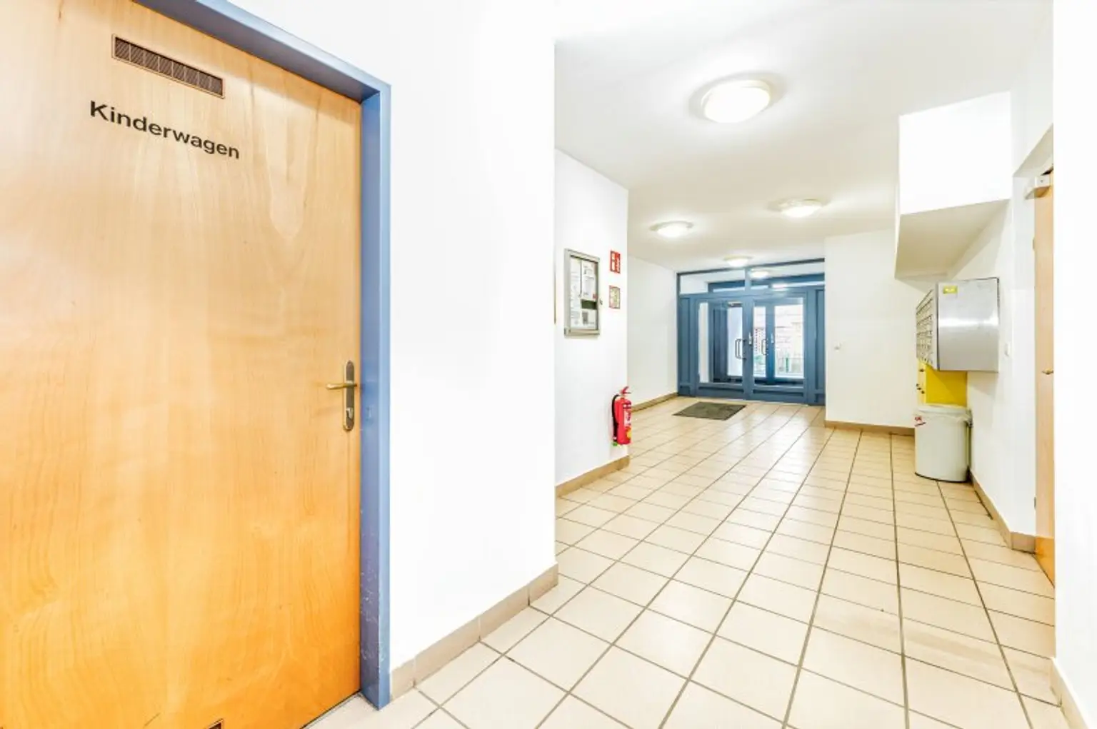 Ab 15. Dezember! Nahe U3! Zentrale 2-Zimmer-Wohnung inkl. Stellplatz zu vermieten!