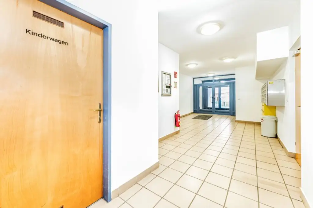 Ab 15. Dezember! Nahe U3! Zentrale 2-Zimmer-Wohnung inkl. Stellplatz zu vermieten!