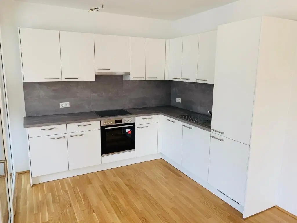 3-Zimmer-Wohnung mit Loggia – zentrale Lage