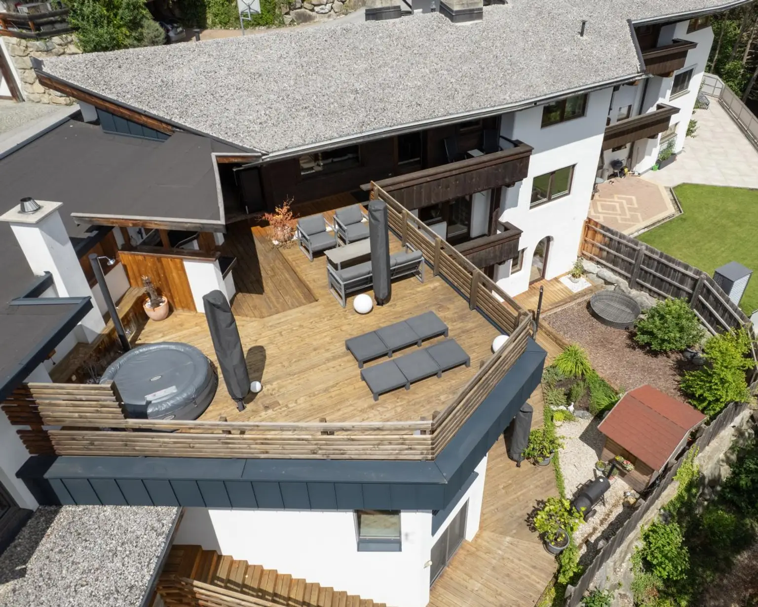 Außenansicht (Dachterrasse)