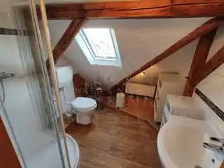 Badezimmer im Dachgeschoss
