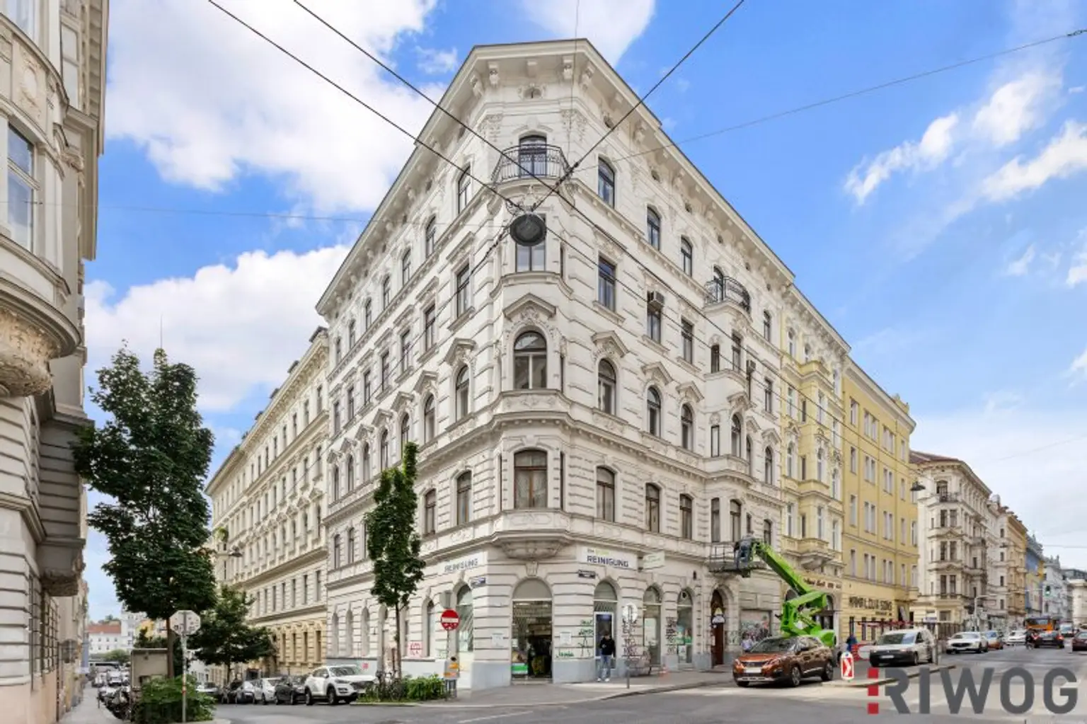 **Luxus auf höchsten Niveau**4-Zimmer**3 Bäder**2 Balkone**Smart-Home**uvm.