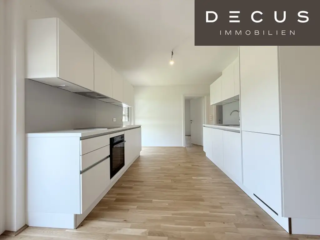 / BALKON / 3  ZIMMER / VERFÜGBAR AB SOFORT / ZENTRAL BEGEHBAR