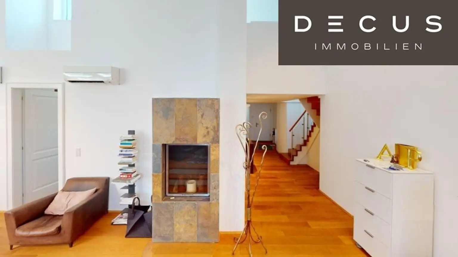 PENTHOUSE-RARITÄT: MIT DACHTERRASSE & 2 GARAGENPLÄTZEN