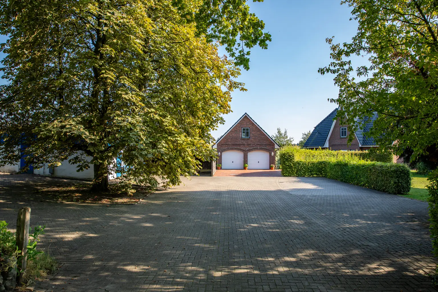 Auffahrt_Parkplatz