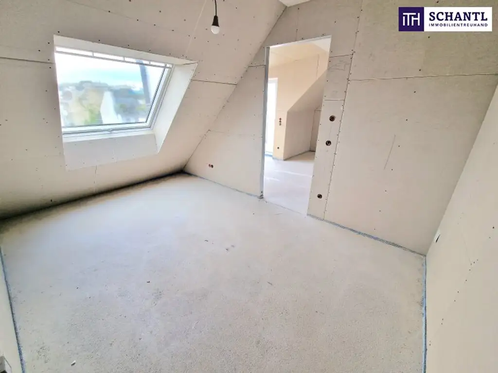 Exklusive 4-Zimmer-Dachgeschosswohnung in revitalisiertem Altbauhaus – Stilvolles Wohnen mit Dachterrasse, Fischgrätparkett, Klimaanlage & Luftwärmepumpe auf modernstem Stand