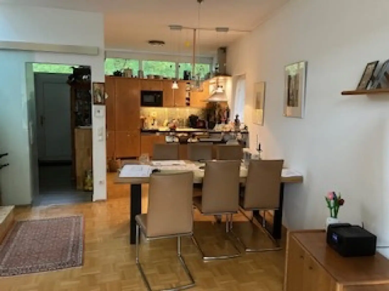 Schöne, sonnige Maisonette 3-Zimmer-Wohnung mit großer Dachterrasse sowie 2 Balkonen und 2 PKW-Abstellplätzen in Salzachnähe/Josefiau zu verkaufen