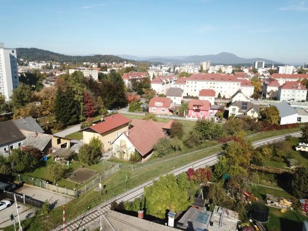 Zentrale Liegenschaft mit riesigem Potential!