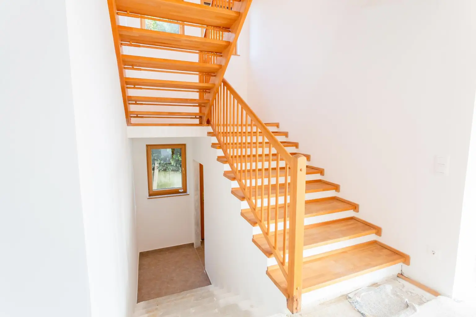 Architektenhaus mit sensationellem Ausblick in Kremser Bestlage