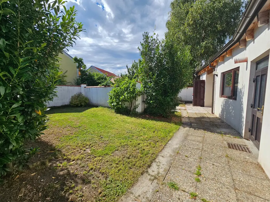 Haus mit Geschäftslokal