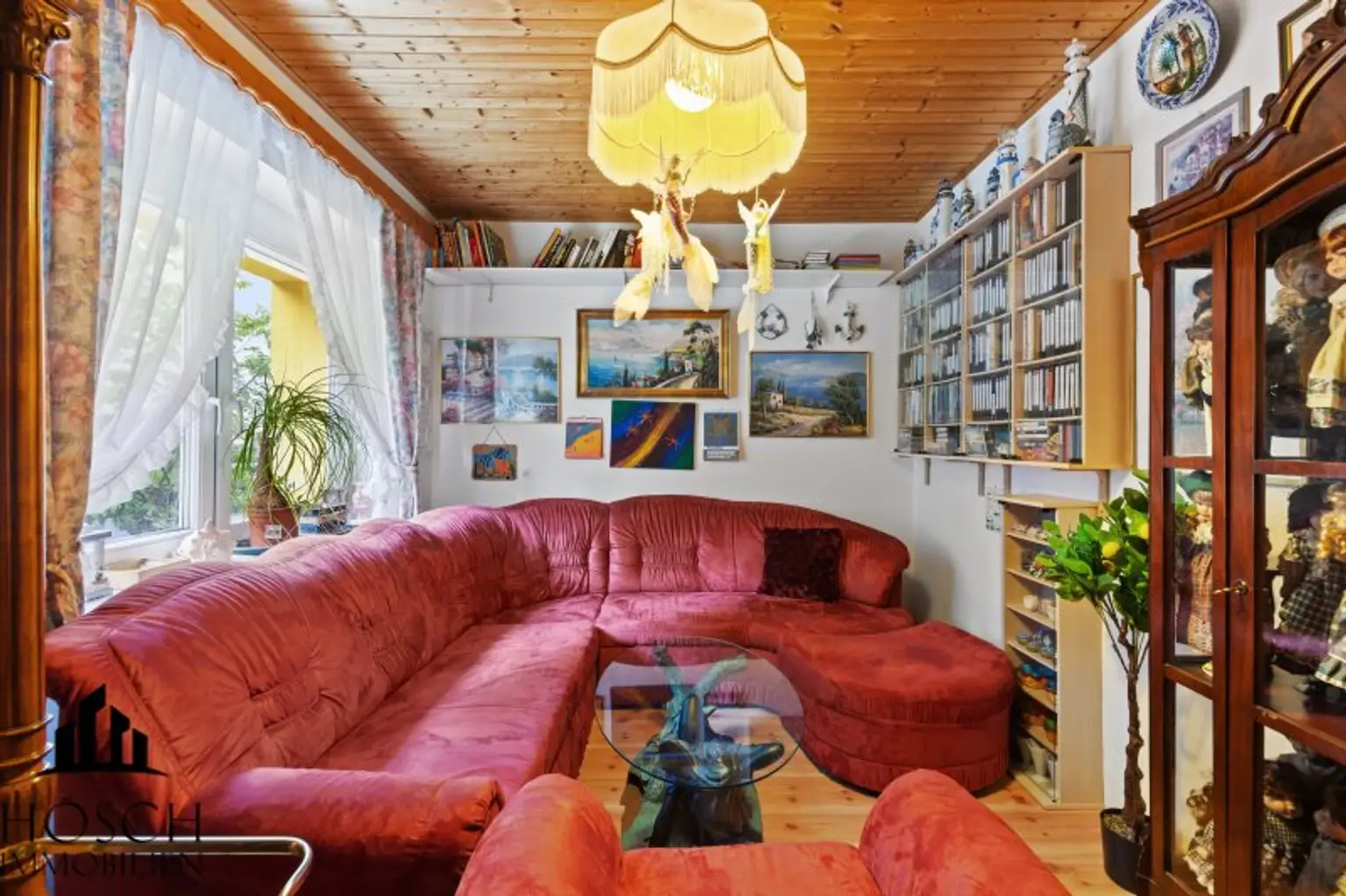 Exklusive Villa mit Parkgarten, Springbrunnen & Salzwasserpool – Ihr Wohntraum in Gresten