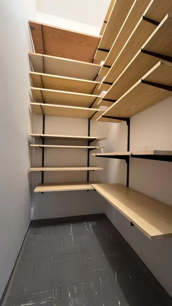 Eigentumswohnung mit Loggia – zentrale Lage in Fischamend