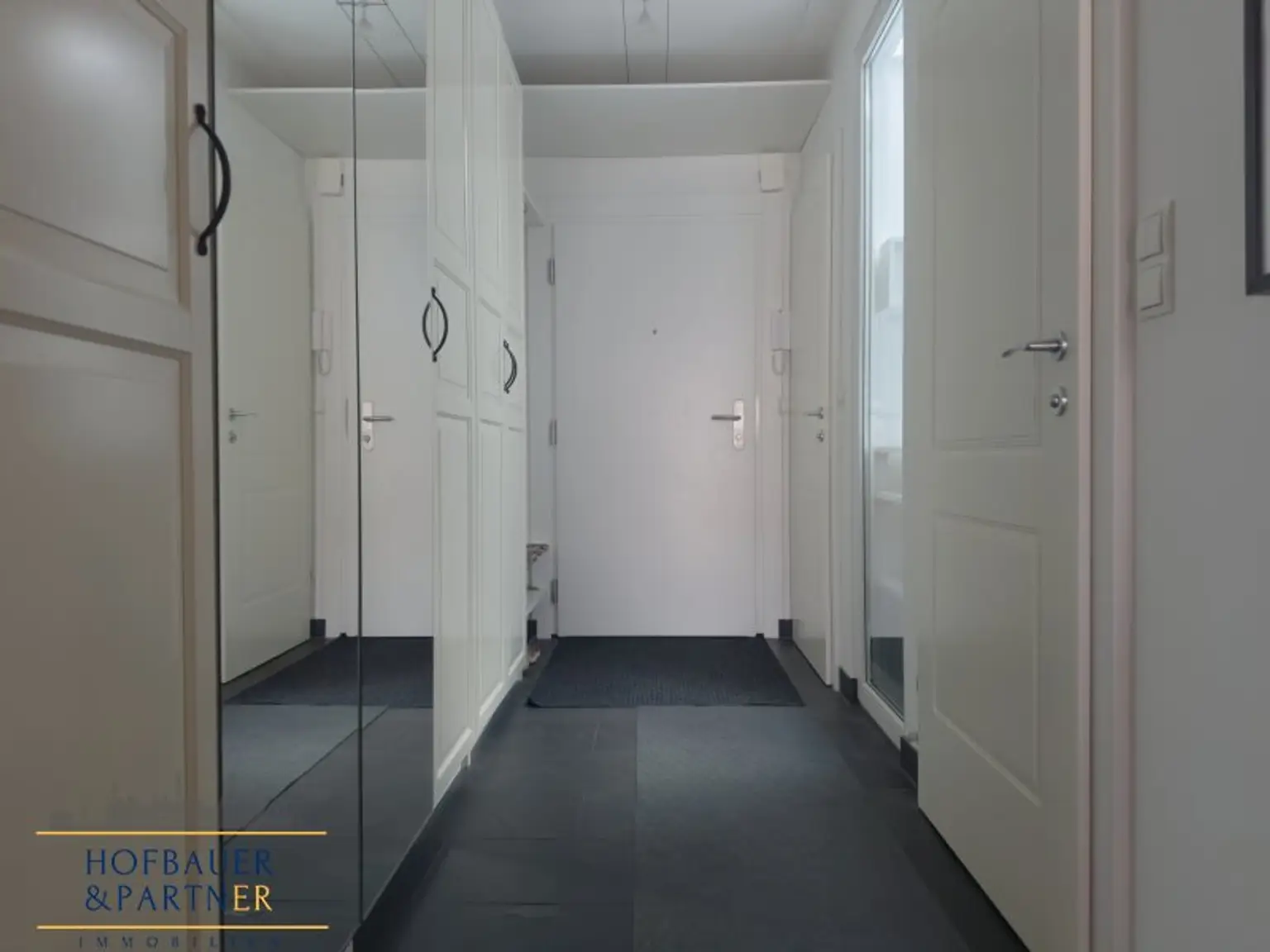 Exklusive Dachgeschoss-Maisonette mit Terrasse in bester Lage des 3. Bezirks