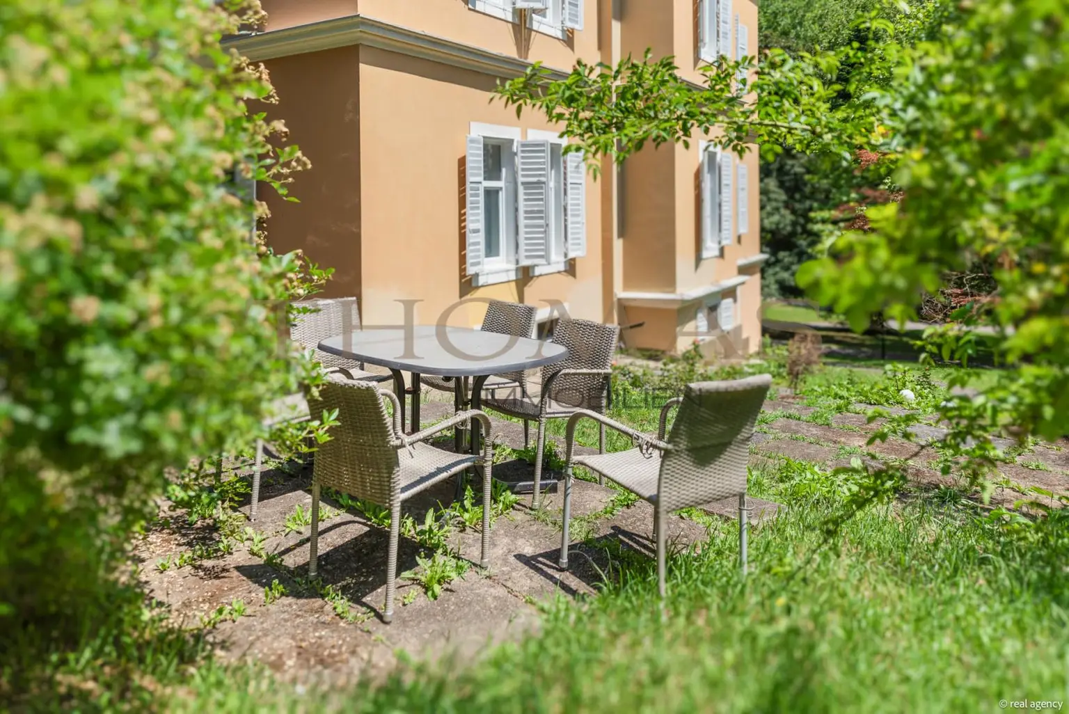 Kurparkjuwel "Villa Clar" - Boutiquehotel, Restaurant & 3 Geschäftsflächen