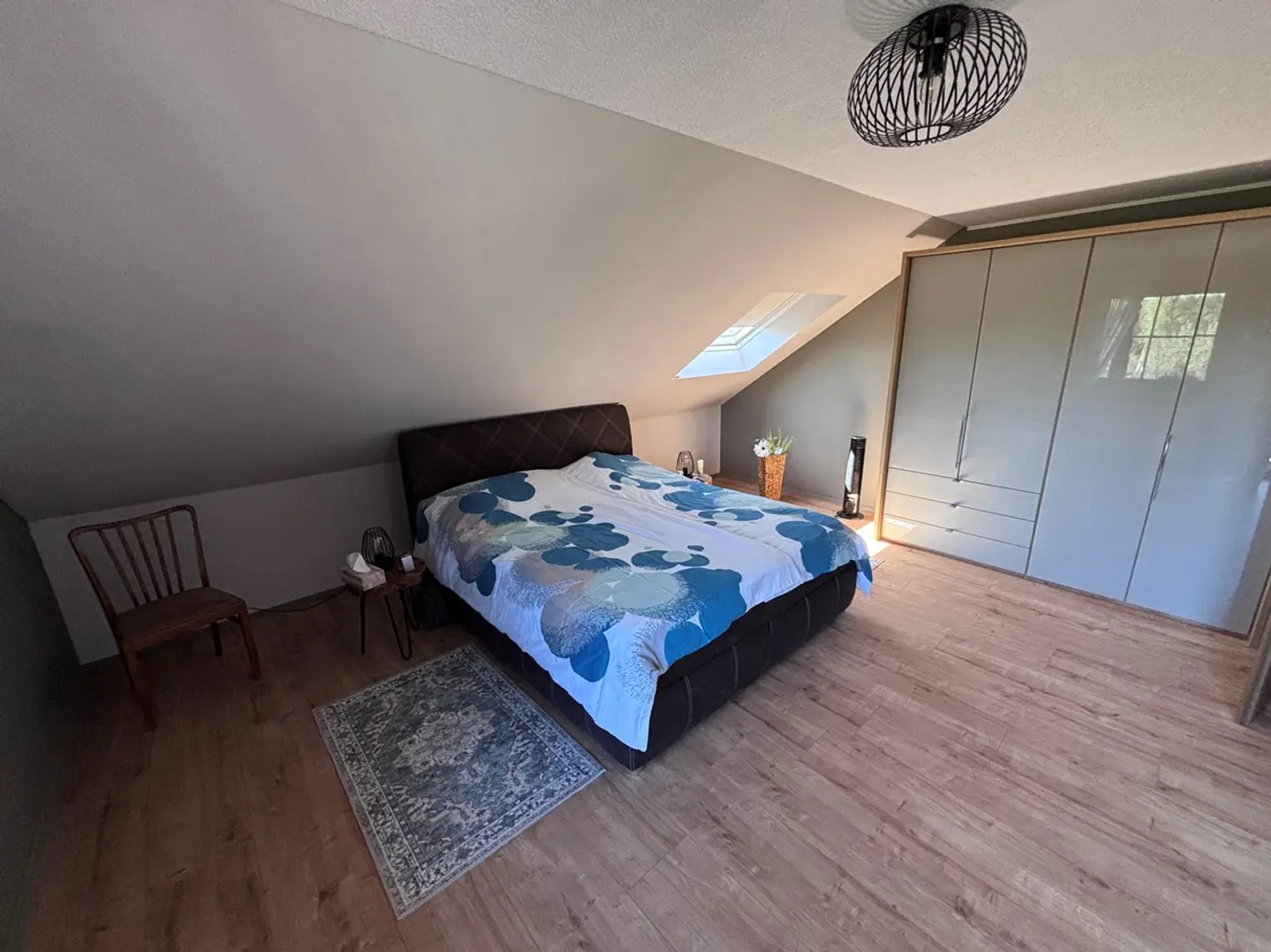 Zimmer 1 OG