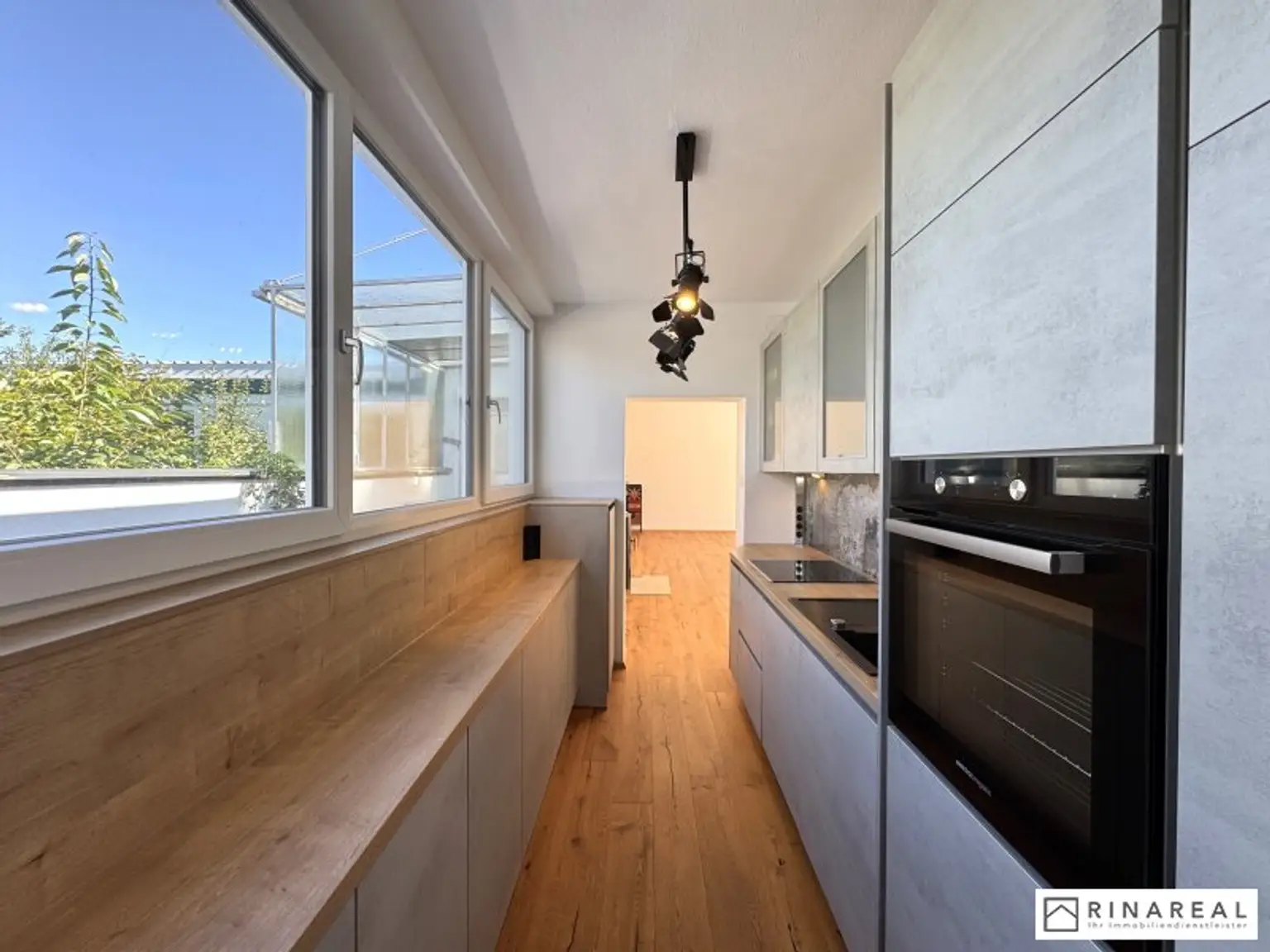 Bungalow mit Randlage an der Wienerbruckstraße - ca. 244 m² Eigengrund | 4 Zimmer | BIOTOP | 2019 tlw. renoviert
