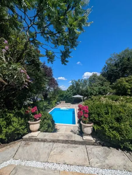 Wunderschöne Villa mit Pool und weitläufigem Grundstück, Nähe Pressbaum