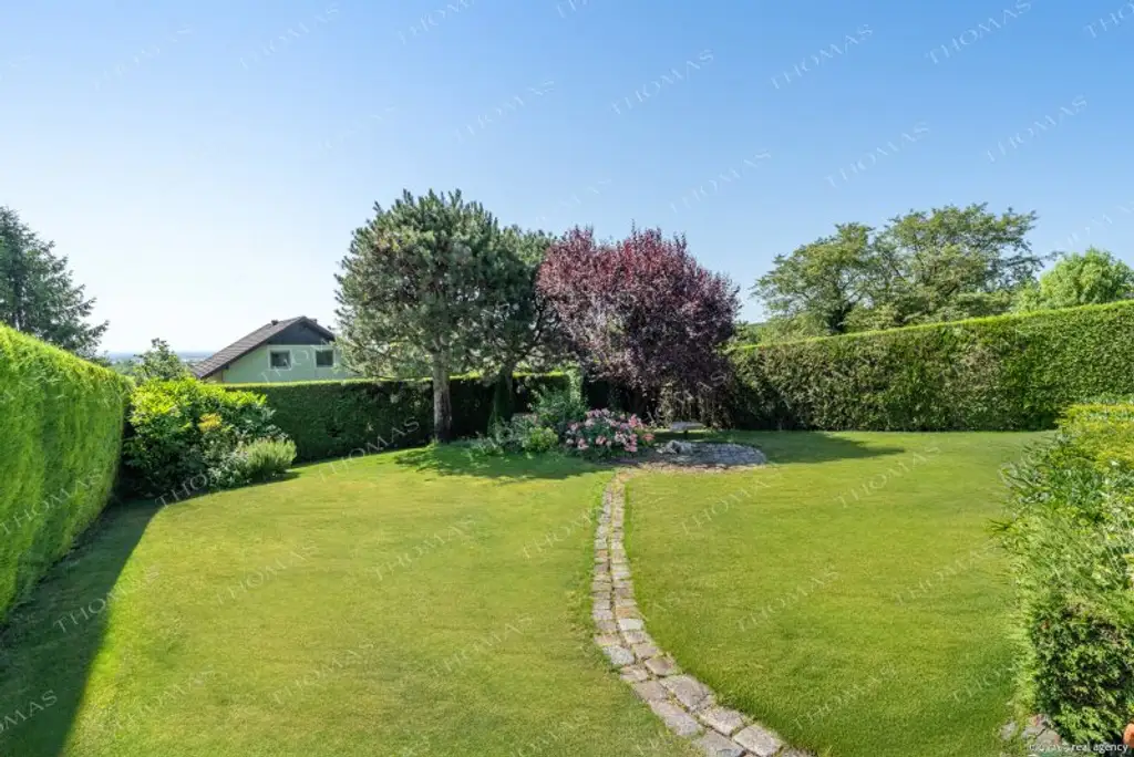 Exklusives Einfamilienhaus mit Weitblick über Wien in Hagenbrunn !
