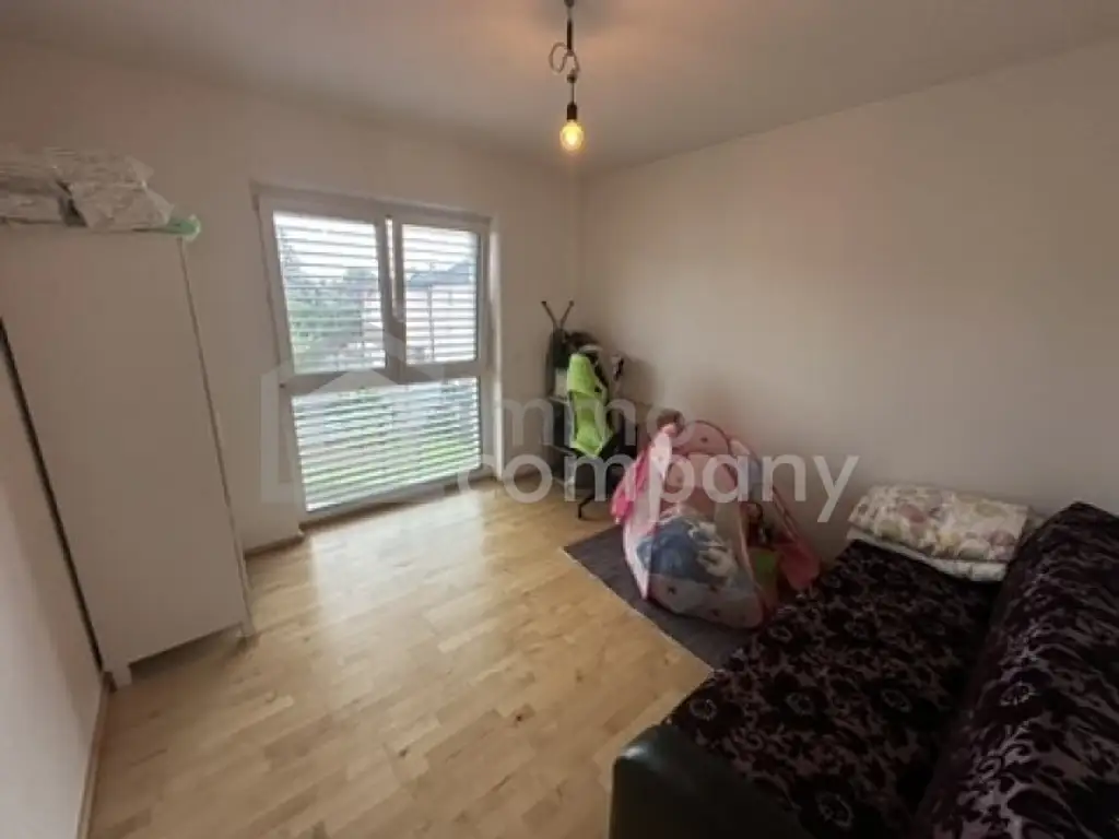 Modernisierte Doppelhaushälfte in Gänserndorf: Ihr neues Zuhause mit Garten und Terrasse!