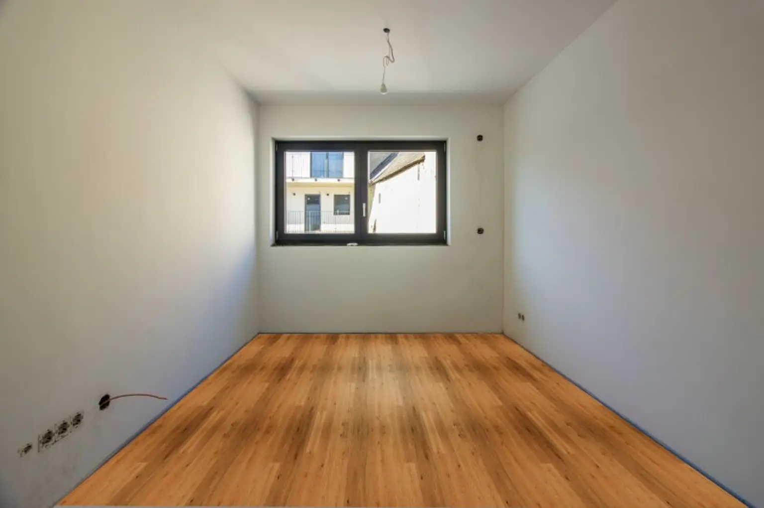 Großzügig und Ruhig | Neubau Erstbezug | Balkonwohnung mit Eck-Wohnzimmer