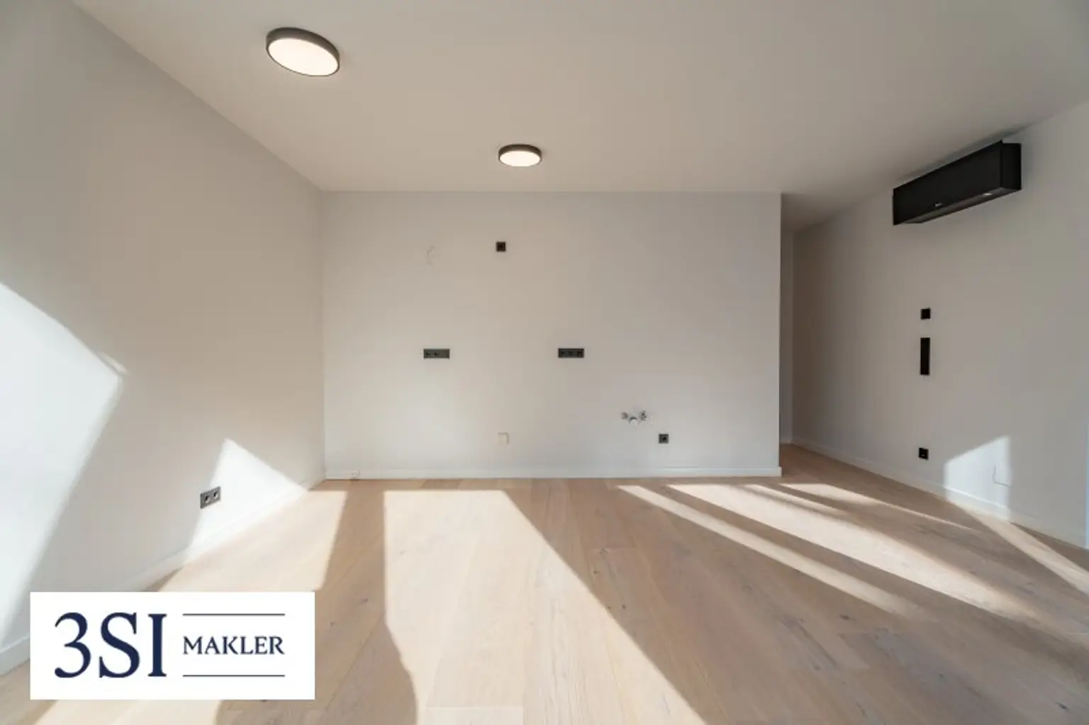 Sonniges Wohnen mit Stil – charmante Zwei-Zimmer-Stadtwohnung mit Loggia in Südwestlage