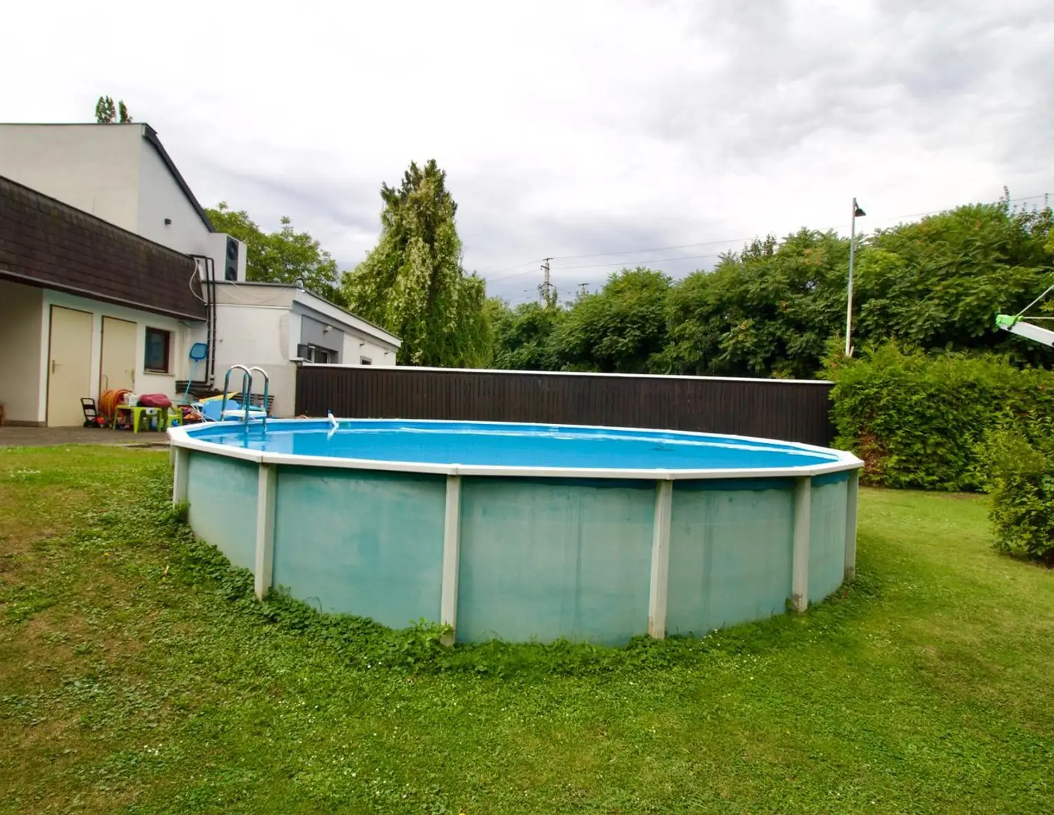 Grundstück in Baden ca. 1265 m² für ein oder zwei Häuser nähe den Bahnhof Baden zu verkaufen