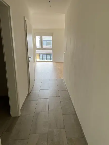 JENBACH - Neuwertige, sonnige 3 Zi.-Mietwohnung mit Balkon in Toplage