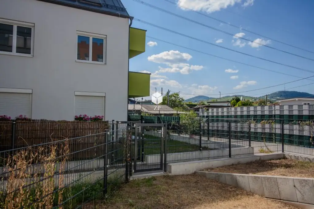Exklusive Gartenwohnung im Erstbezug mit traumhaftem Blick auf den Kahlenberg!