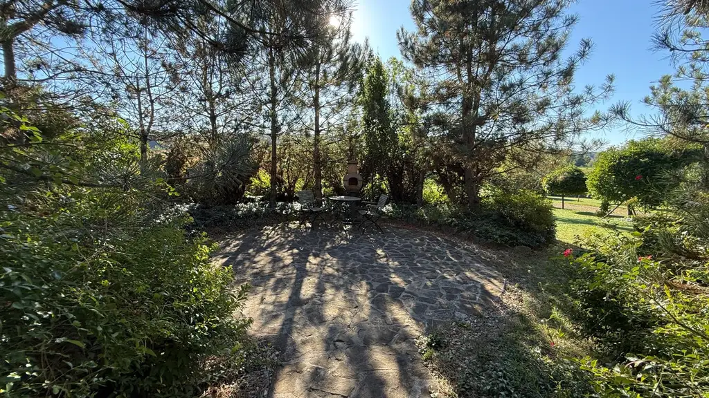 Attraktiver Bungalow auf einem großzügigen, sonnigen Grundstück in ruhiger Südlage