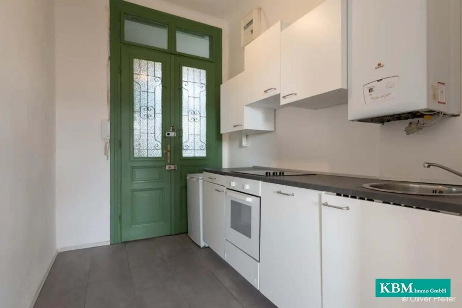 Charmante Altbauwohnung in Toplage – 2-Zimmer-Wohntraum mit Stil und Helligkeit