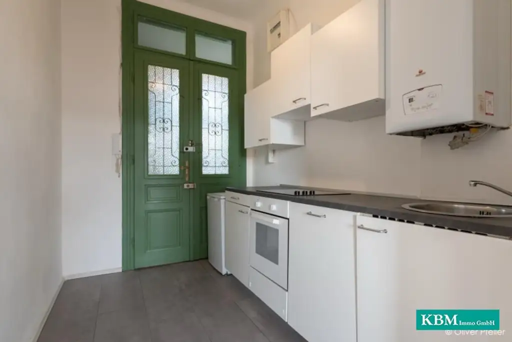 Charmante Altbauwohnung in Toplage – 2-Zimmer-Wohntraum mit Stil und Helligkeit