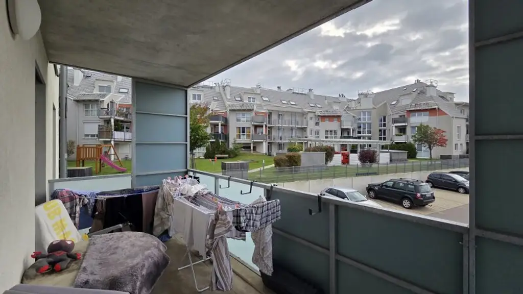 Moderne 2-Zimmer-Wohnung mit Balkon und Stellplätzen in Gerasdorf bei Wien!