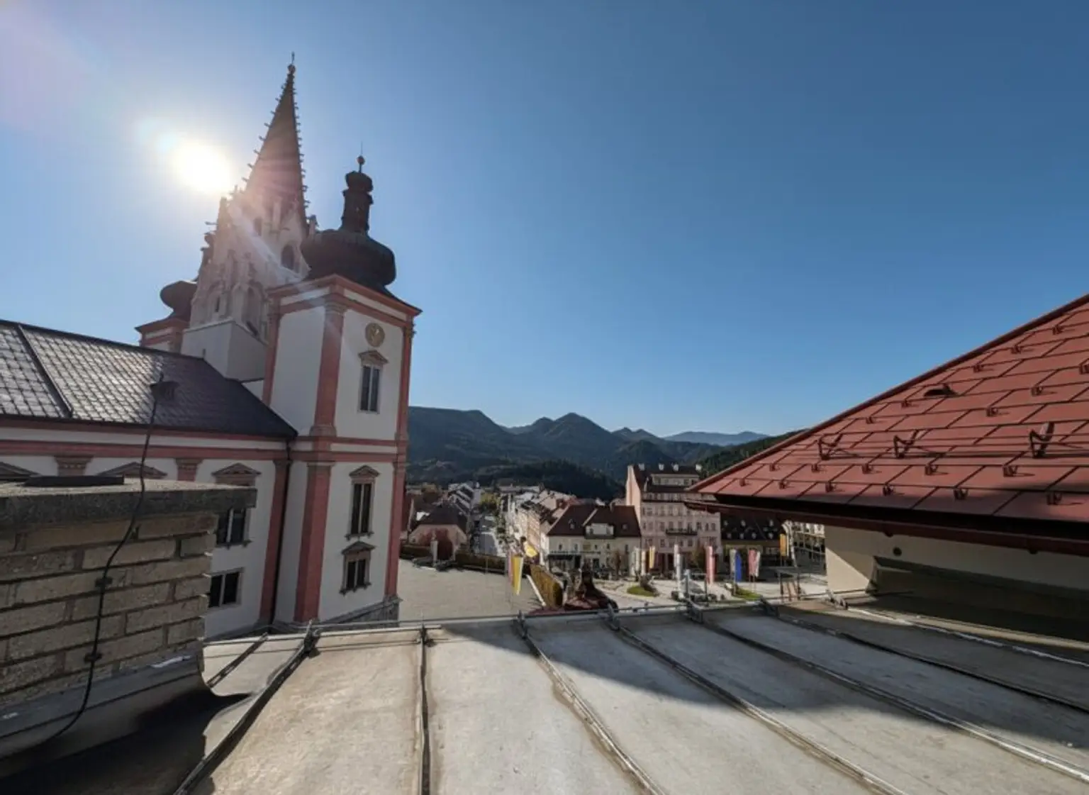 WOHN- UND GESCHÄFTSHAUS IM HERZEN VON MARIAZELL