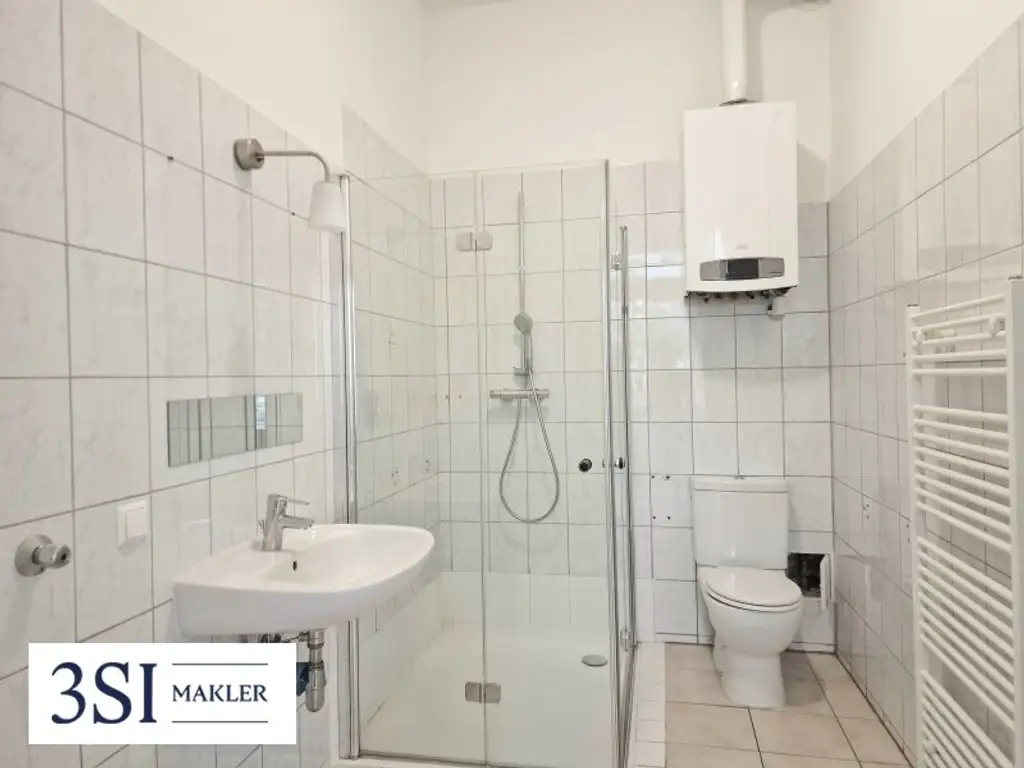 Charmante 1-Zimmer-Wohnung im klassischen Altbauparterre